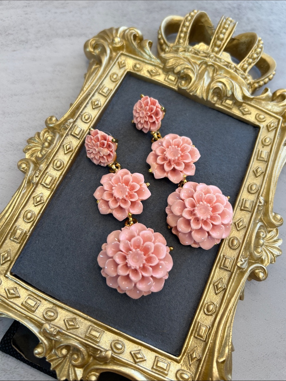 Kenneth Lane 1960s Pink Floral Dahlia Drop Earrings - Designer